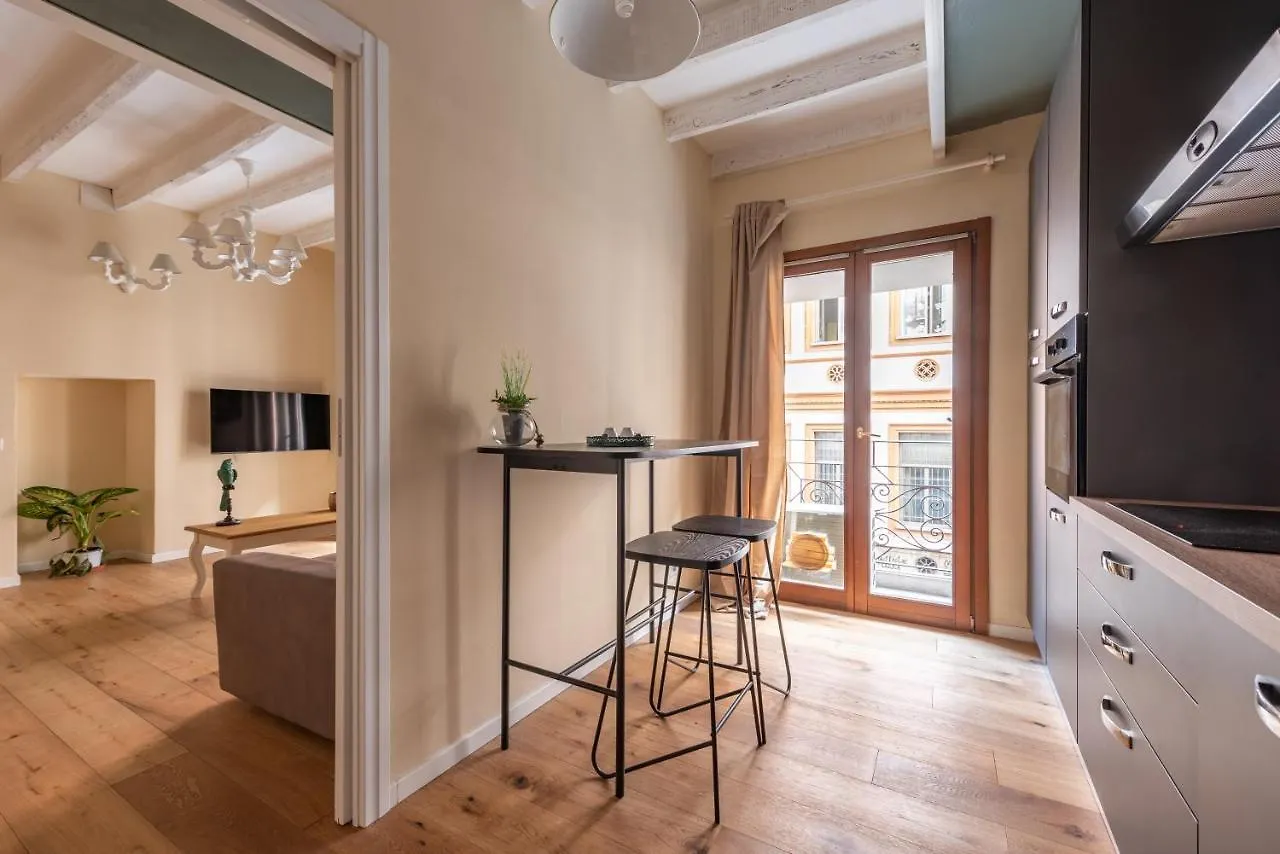 We Home - Tadino House - Porta Venezia, Milano