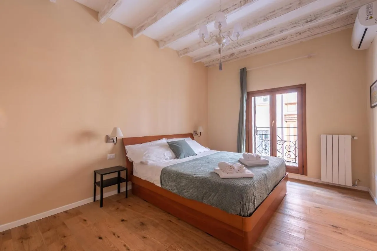 We Home - Tadino House - Porta Venezia, Milano 0*, Milan Italy