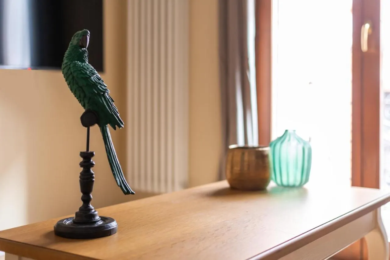 Apartment We Home - Tadino House - Porta Venezia, Milano Italy