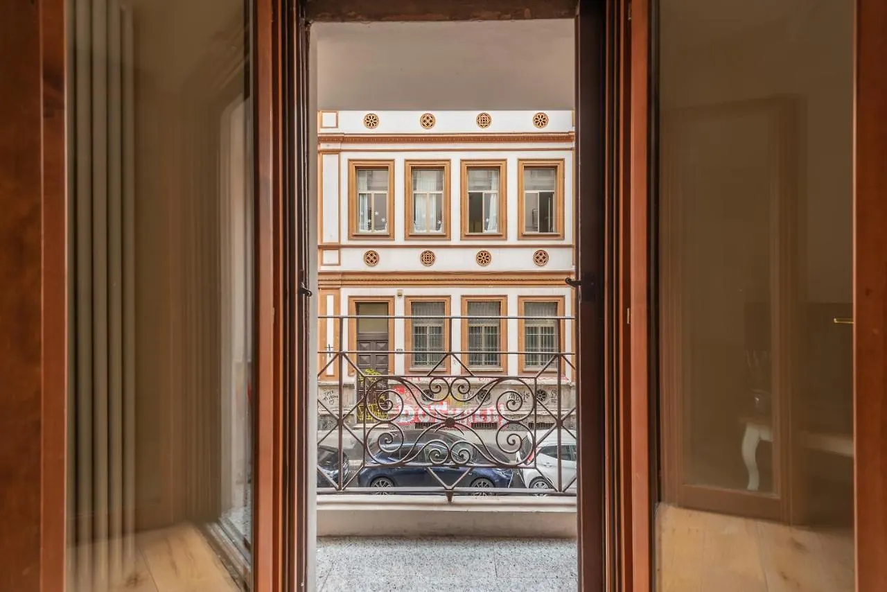 We Home - Tadino House - Porta Venezia, Milano Apartmán